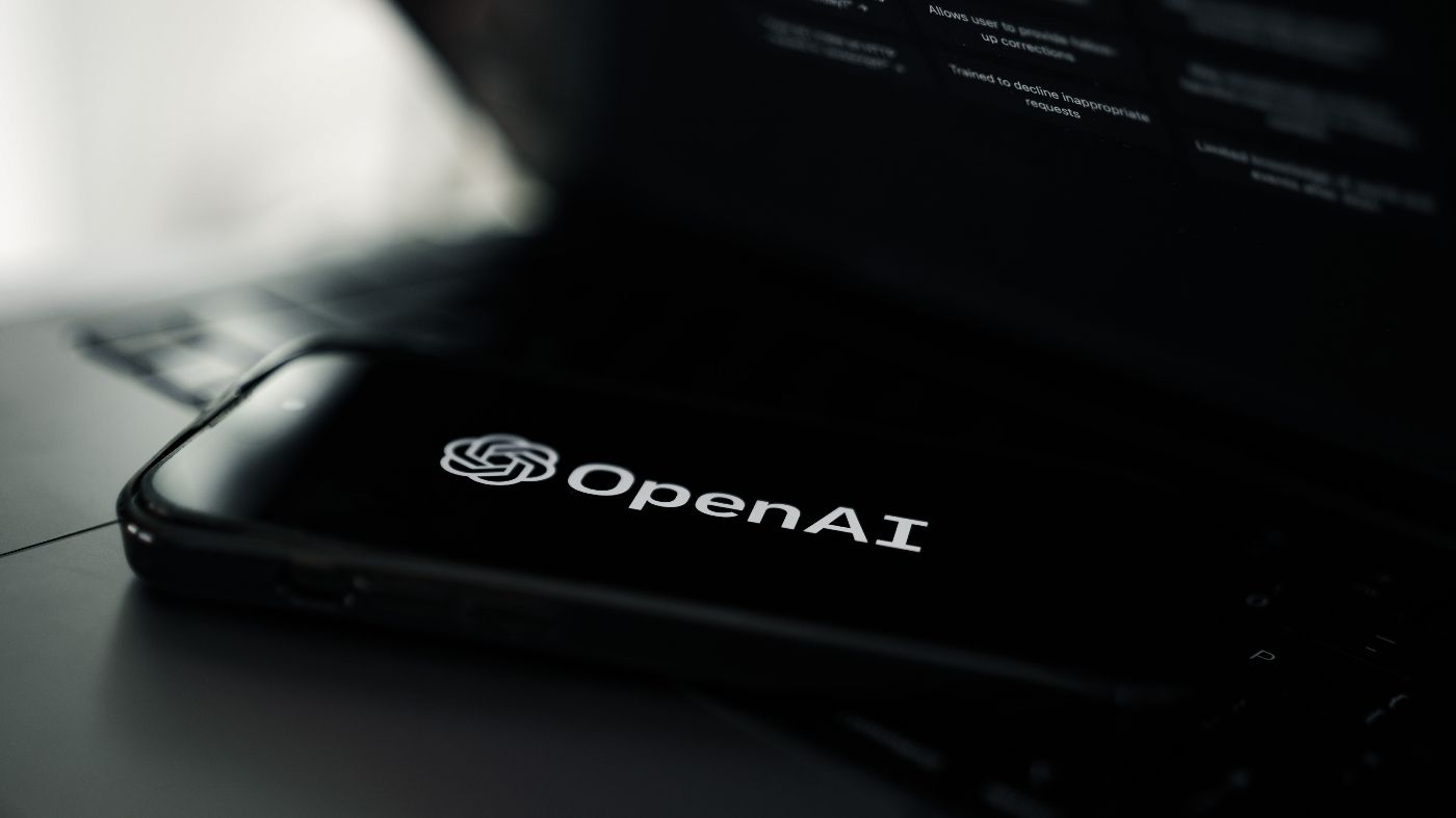 Zo makkelijk verdien je via ChatGPT geld volgens ChatGPT