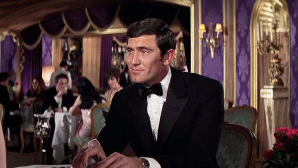 George Lazenby On her majesty's secret service James Bond acteur beste rotten tomatoes