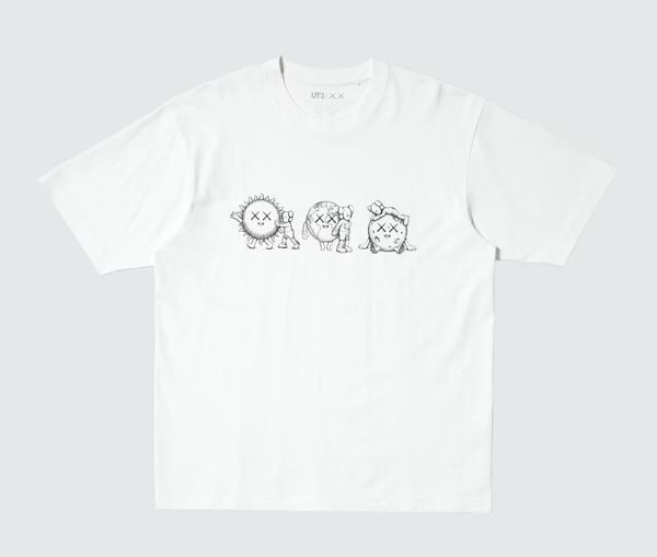 uniqlo kaws wit oversized t shirt 3 logo's