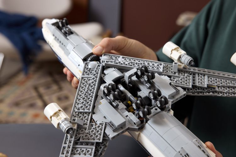 LEGO Icons 10360 Shuttle Carrier Aircraft
