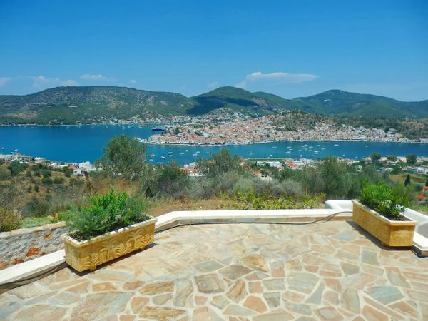 hydra vergeten eiland griekenland autovrij spotgoedkoop airbnb 43 euro per nacht