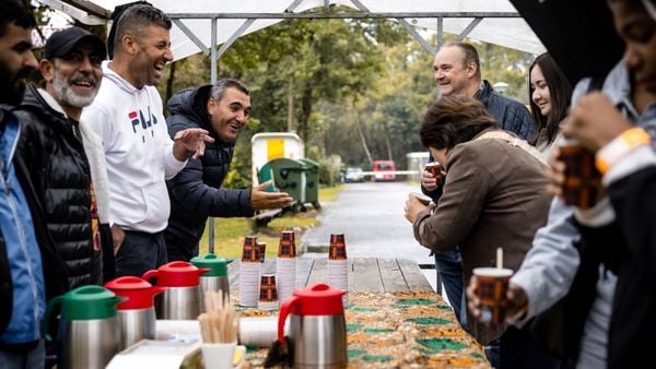 Nederland EU-lachertje qua asielzoekers en term crisis is gênant