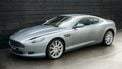 Deze Aston Martin DB9-occasion kost nu 22 procent van nieuwprijs