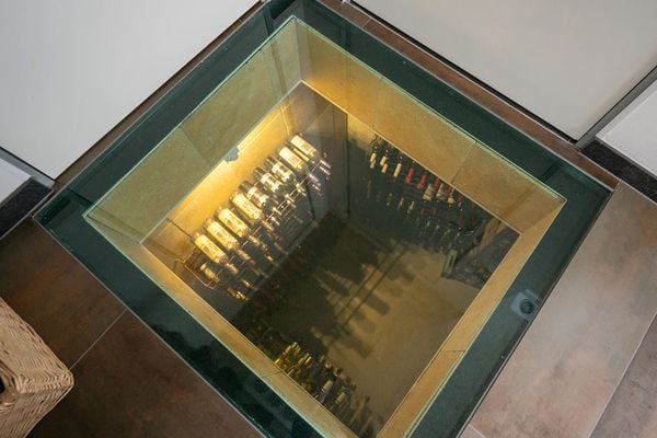 funda villa brutalisme luxe woning huis architectuur limburg energielabel A+++ duurzaam