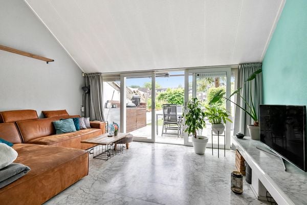 funda huis zwembad aan water tuin arnhem vlonder (2)