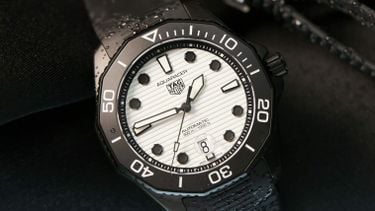 5 betaalbare horloges die James Bond draagt in verschillende films