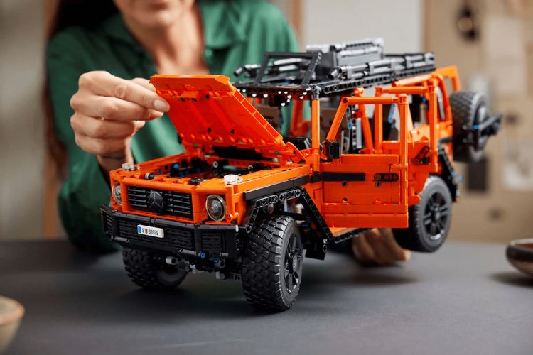 LEGO Technic 42177 Mercedes-Benz G 500 Professional Line 2323