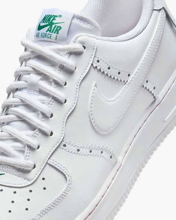 Nike Air Force 1 '07 LV8 nieuwe witte sneakers groen