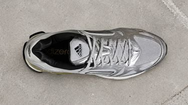 Adidas stunt met 50% korting op dad-shoes en meer sneakers