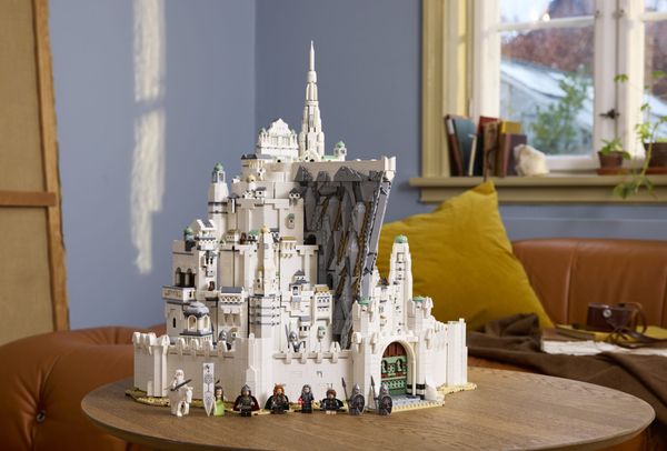 LEGO Icons 11377 The Lord of the Rings- Minas Tirith 34443433443