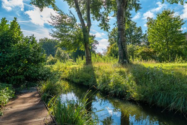 funda parel vrijstaand huis kopen tuin hoorn 335000 euro vlakbij amsterdam steiger water