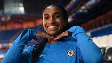 Voetbalster van 1 miljoen trapt Jill Roord uit top 10 duurste dames