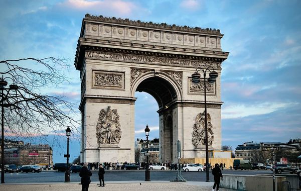 gratis toegang museum kerk bezienswaardigheid parijs onder 26 jaar arc de triomphe louvre versailles (8)
