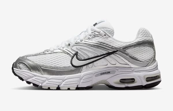 Nike Air Max Moto 2K nieuwe sneakers 129 euro wit metallic zilver