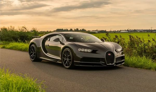 Bugatti Chiron Sport occasion tweedehands auto duurste sterkste krachtigste te koop