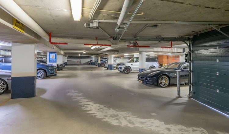 parkeren parkeerplaats parkeerplek kosten prijs duurste Amsterdam