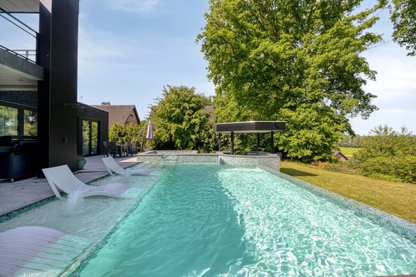 funda villa zwembad bar energielabel A+ huis duitsland grens (13)
