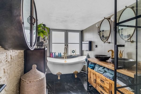 funda mancave huis tiel wijnkelder (6)