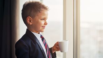 Zo verdubbel je kinderbijslag door slim te beleggen: drie scenario's