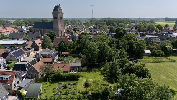 funda friesland groot perceel moestuin bloementuin huis (18)