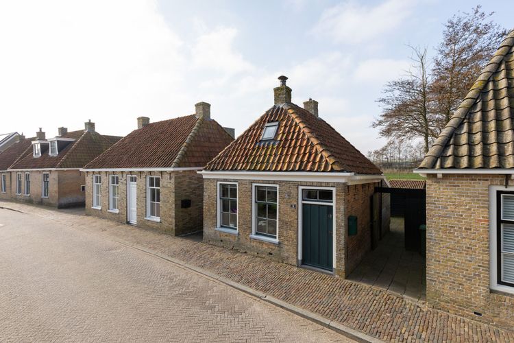 Funda vrijstaand huis woning te koop Allingawier Friesland Fries dorp