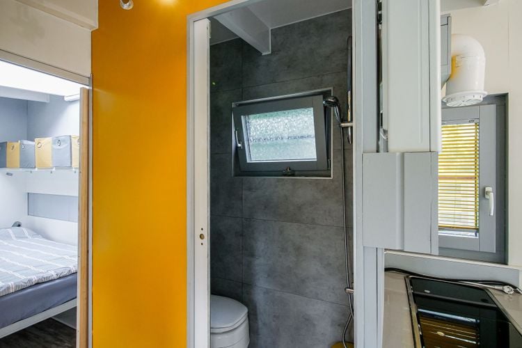 Funda huis tiny house woning betaalbaar goedkoop te koop zelfvoorzienend off the grid