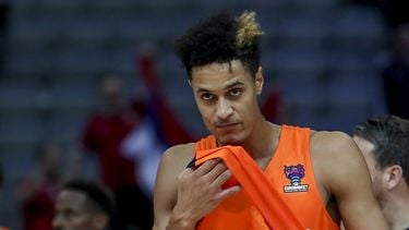jesse edwards NBA speler baskerbal salaris