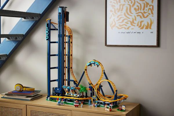 werkende LEGO-achtbaan met looping is tevens hoogste attractie ooit