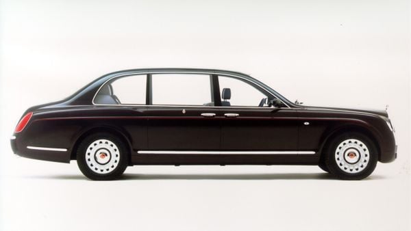 Bentley State Limousine, wagenpark, queen elizabeth, auto's