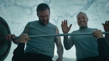 Zoveel kilo kun je bankdrukken en liften naar je gewicht en niveau