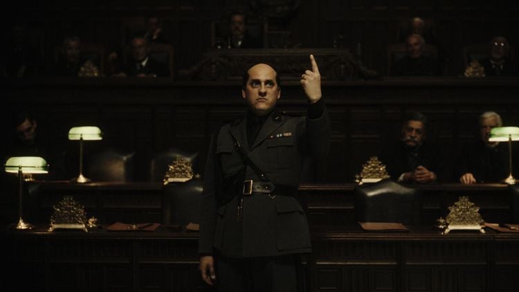 Mussolini serie Trump oorlogsserie Joe wright 44