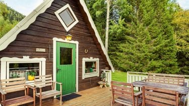 Tiny House in Zweden te koop voor €32.000 in UNESCO-natuur