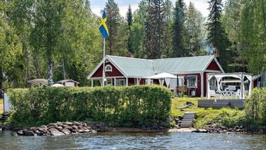 Dit huis in Zweden koop je voor €120.000 op een paradijselijke plek