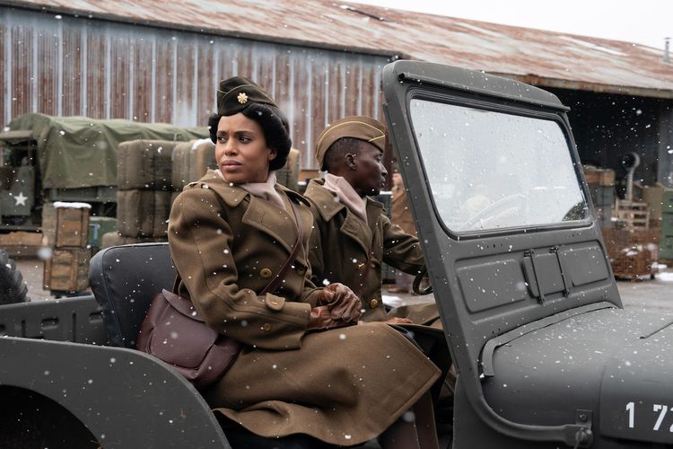 Netflix waargebeurde oorlogsfilm The Six Triple Eight Oprah Winfrey
