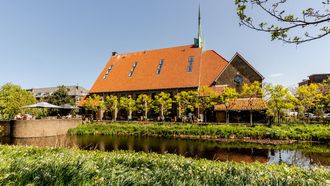 Deze goddeloos luxe Funda-parel in Den Haag was ooit een kerk