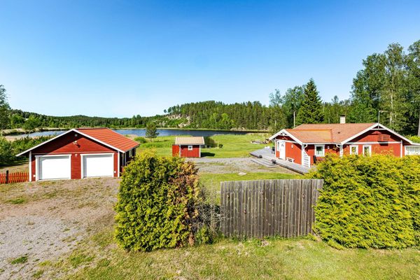 huis zuid-zweden te koop 270000 euro natuur meer privébaai 5