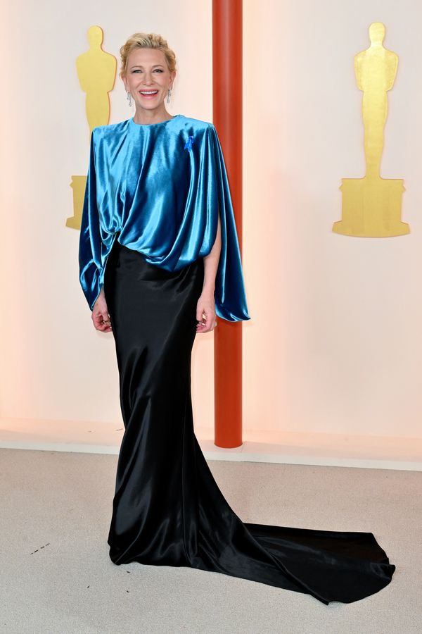 Cate-Blanchett-Oscars-2023-sexy-jurken-en-pakken-rode-loper-looks-outfits