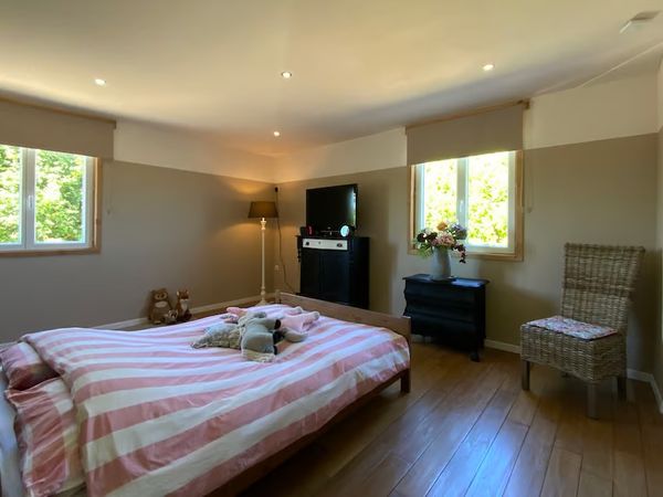 Frankrijk B&B kopen Funda gite chateau ik vertrek zwembad (2)