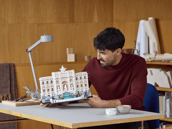 LEGO Architecture Trevi Fountain 3