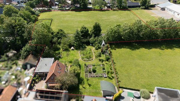 funda friesland groot perceel moestuin bloementuin huis (18)