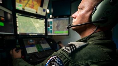 Zo word je piloot van de sterkste drone tegen dit salaris bij het leger