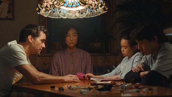 Netflix dropt angstaanjagende scifi-hit met Narcos-ster The Last House