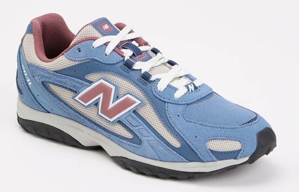 New Balance 204L blauwe sneakers met roze korting sale bijenkorf 91 euro