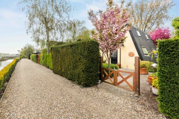 huis kopen de kwakel funda parel villa 375000 euro fietsafstand amsterdam