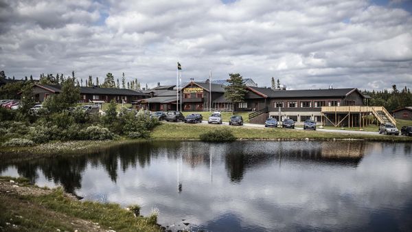 blokhut huis kopen zweden natuur bos modern luxe (12)