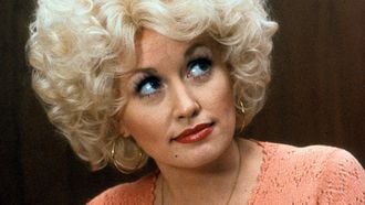 Dit kost een vintage Dolly Parton T-shirt nu: check je vaders zolder