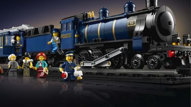 LEGO's nieuwe Orient Express-trein is een klassieker vol details
