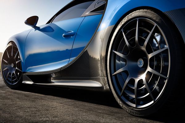 Bugatti Chiron pur sport, fout, banden, michelin