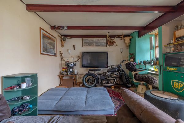 Bericht toevoegen Site icoon Funda-parel van €225.000 is duurzaam en ligt in landelijke idylle · Bericht Ctrl+K Concept opslaan Publiceren Funda-parel van €225.000 is duurzaam en ligt in landelijke idylle Typ / om een blok te kiezen Omhoog verplaatsenOmlaag verplaatsenToggle paneel: Expertquotes Omhoog verplaatsenOmlaag verplaatsenToggle paneel: Yoast SEO Premium SEO Leesbaarheid Schema Sociaal Nieuws Focus keyphraseHulp bij het kiezen van de perfecte focus keyphrase(Opent in een nieuwe browsertab) Weergave zoekmachines Bepaal hoe je bericht eruit moet zien in de zoekresultaten. Bekijk als: Resultaat op mobielDesktop resultaat Url voorbeeld: Manners Magazine www.manners.nl SEO titel voorbeeld: Funda-parel van €225.000 is duurzaam en ligt in landelijke idylle Voorvertoning metabeschrijving: okt 20, 2025 － Voeg een metabeschrijving toe door onderstaande snippet te bewerken. Als je dat niet doet, zal Google proberen een relevant stukje uit je bericht te vinden om te tonen in de zoekresultaten. SEO-titel Variabele invoegen Titel Pagina Slug funda-parel-van-e225-000-is-duurzaam-en-ligt-in-landelijke-idylle Metabeschrijving Variabele invoegen Samenvatting Premium SEO analyseVoer een focus keyphrase in om de SEO-score te berekenen Voeg een gerelateerde keyphrase toe Interne link suggesties Cornerstone content Geavanceerd Inzichten Omhoog verplaatsenOmlaag verplaatsenToggle paneel: Article list blocks Omhoog verplaatsenOmlaag verplaatsenToggle paneel: Post options Hide Banners Show article image Show newsletter block Premium artikel Sources Source Title Source URL Add Source Omhoog verplaatsenOmlaag verplaatsenToggle paneel: Sales Keywords Sales Keywords * Personal Finance Omhoog verplaatsenOmlaag verplaatsenToggle paneel: Advertorial options Advertorial Advertorial Title Partnership Text Partnership link Partnership Image Geen afbeelding geselecteerd Afbeelding toevoegen Tracker Post Tracker Grid Bericht Blok Funda-parel van €225.000 is duurzaam en ligt in landelijke idylle Uitgelichte afbeelding instellen Een samenvatting toevoegen... Laatst bewerkt 4 minuten geleden. Status Concept Publiceren Onmiddellijk Slug funda-parel-van-225-000-is-duurzaam-en-ligt-in-landelijke-idylle Auteur Michiel Hekkens Discussie Gesloten Revisies 2 Format Standaard Naar prullenbak verplaatsen Yoast SEO Premium SEO analyse: Heeft verbetering nodig Leesbaarheidsanalyse: Goed Verbeter je bericht met Yoast SEO Categorieën Categorieën zoeken Categorieën zoeken Uncategorized Advertorial in archief Auto's & Gadgets Gadgets LEGO Auto's & Motoren Auto's Elektrische fiets Jachten Motoren Tweedehands auto's Boeken Contact Films & Series Amazon Prime Video Apple TV+ Bioscoop Discovery+ Disney+ Formule 1 HBO Max Netflix NPO Start Podcasts SkyShowtime Televisie Viaplay Videoland Games Geld & Carrière Banen & Salaris Belasting & Toeslagen Crypto Huizenmarkt Investeren & Beleggen Rijk en Beroemd Sparen Gesponsord Gezondheid Afvallen Fitness Voeding Human Interest Architectuur Design Entertainment Eten & Drinken Klimaat Kunst & Fotografie Liefde & Seks Muziek Opinie Popular Science Samenleving Interview Nieuws Partner Reizen Review Sport Glory UFC Voetbal Stijl Horloges Kapsels & Baarden Kleding Sneakers Tech Categorie toevoegen Selecteer de primaire categorie Huizenmarkt Learn moreLearn more about the primary category.↗ Tags Tag toevoegen Scheiden met komma's of de Enter-toets. Meest gebruikt NetflixmarvelLEGOdroom occasionDisneysalarisfilmgeldsneakersNike Publicatiepaneel openen Bericht MeldingenConcept opgeslagen. Dialoogvenster sluiten Uitgelichte afbeelding Bestanden uploadenMediabibliotheek Details uitklappen Media filterenOp type filteren Afbeeldingen Op datum filteren Alle datums Media zoeken Medialijst Het weergeven 97 van 84049 media items Meer laden Bijlagedetails funda-energielabel-c-vrijstaande-woning-huis-aan-het-water.webp 20 oktober 2025 785 KB 2160 bij 1440 pixels Afbeelding bewerken Naar prullenbak verplaatsen Alt-tekst funda energielabel c vrijstaande woning huis aan het water Leer hoe het doel van de afbeelding te beschrijven(opent in een nieuwe tab). Laat leeg als de afbeelding louter decoratief is.Titel funda energielabel c vrijstaande woning huis aan het water Bijschrift Beschrijving Bestand URL: https://www.manners.nl/wp-content/uploads/2025/10/funda-energielabel-c-vrijstaande-woning-huis-aan-het-water.webp URL naar klembord kopiëren Vereiste velden zijn gemarkeerd met * Bron Bron URL Maps URL Kiosk ID Geselecteerde media actiesUitgelichte afbeelding instellen Geen bestand gekozen