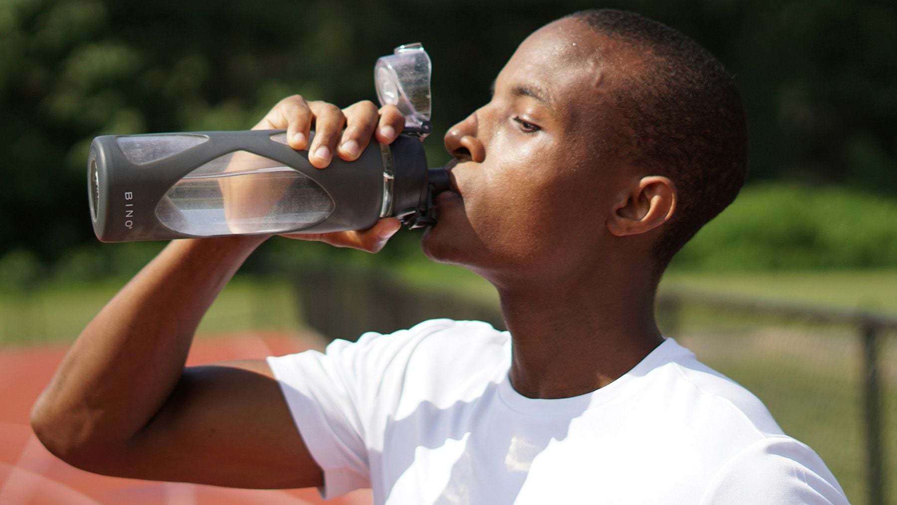 De fout met water die iedereen maakt in de hitte: dit werkt beter